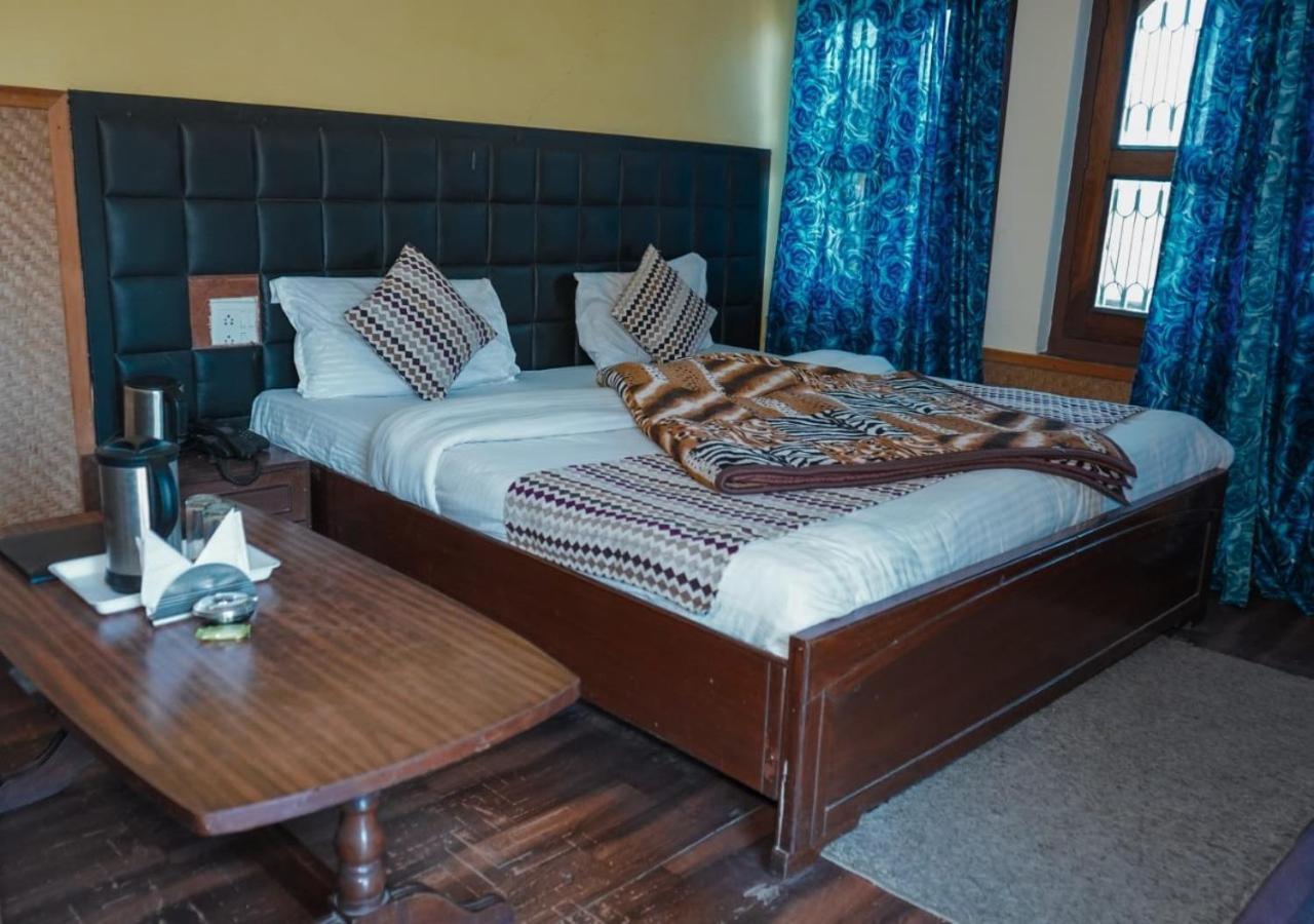 Himalaya Mount View Resort Uttarakhand كاوساني المظهر الخارجي الصورة