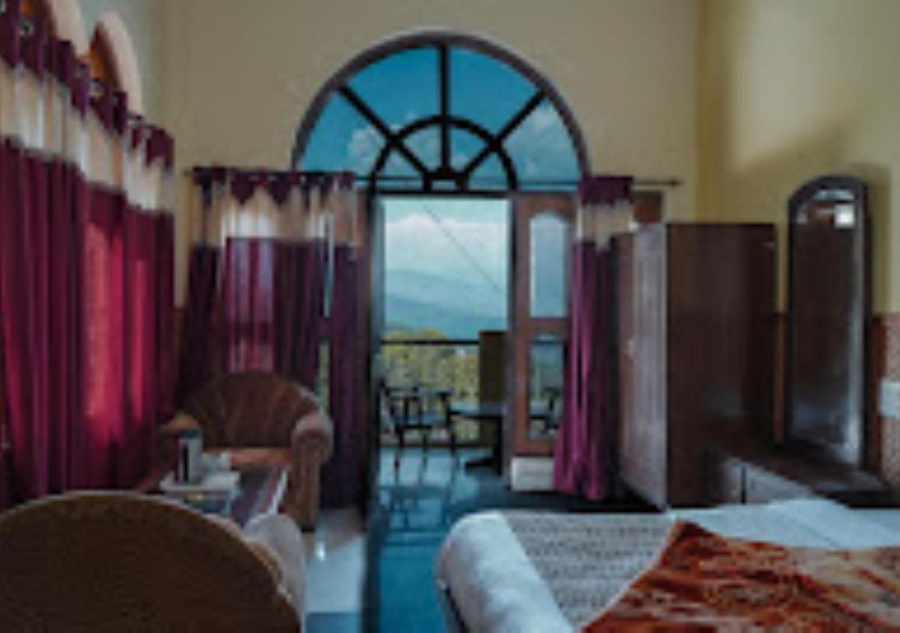 Himalaya Mount View Resort Uttarakhand كاوساني المظهر الخارجي الصورة