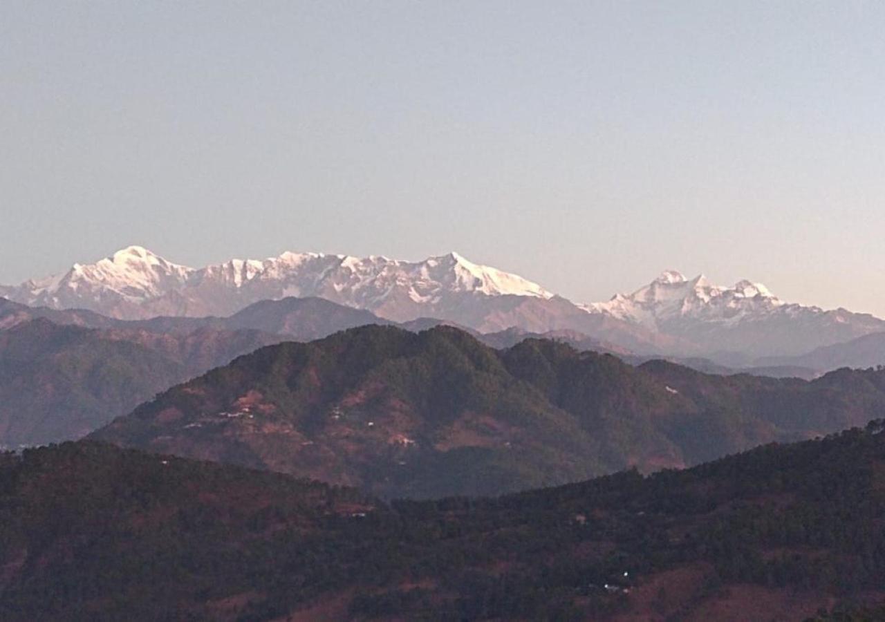 Himalaya Mount View Resort Uttarakhand كاوساني المظهر الخارجي الصورة